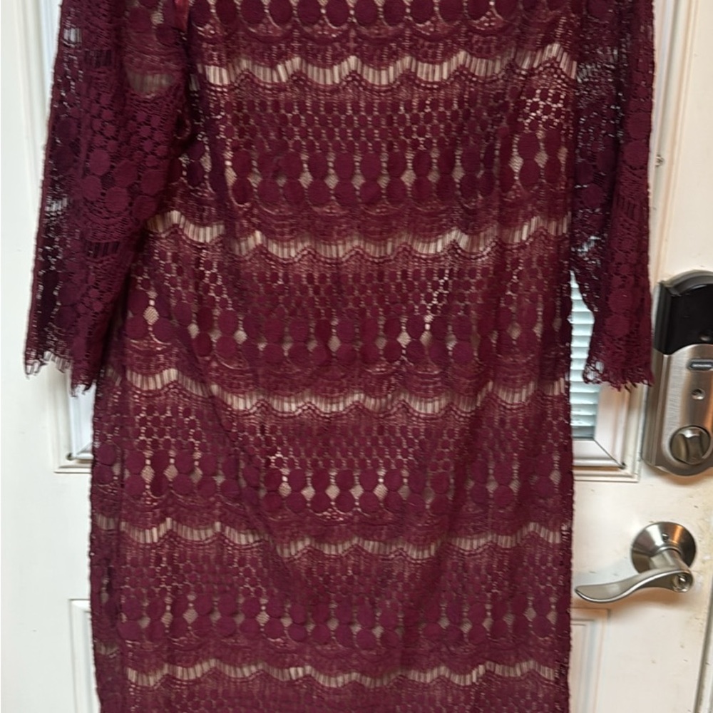 Jessica Howard Red Sheath Dress 3/4 Sleeve Wedding Guest